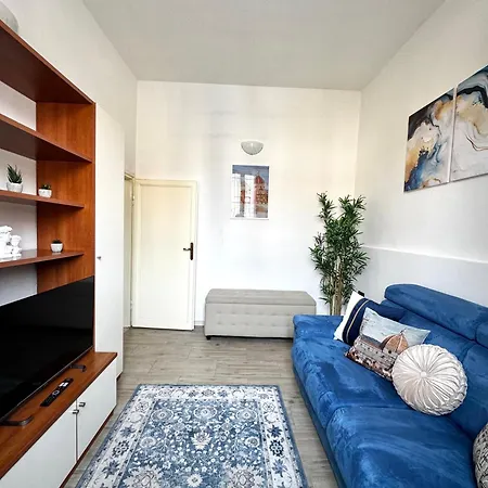 Holiday home Near The Airport *